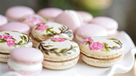 How To Make French Macarons With Painted Designs