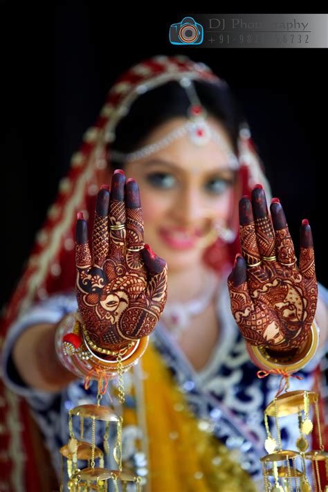 Bride Indian Wedding Photography Mahendi Dulhan Shaadi Lacewed