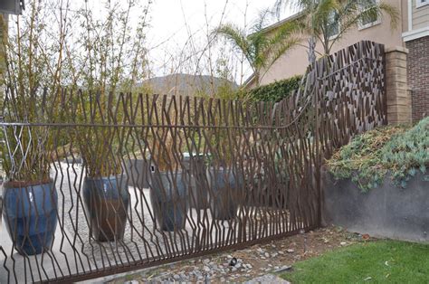 Metal Art Fence