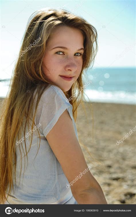 Summer Teen Girl Stock Photo By ©reanas 195063910