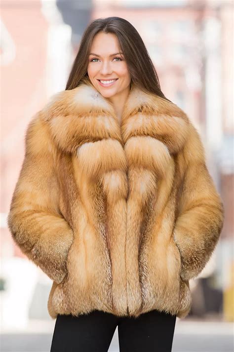 Camellia Red Fox Fur Jacket With Gold Fox Fur Collar Overland
