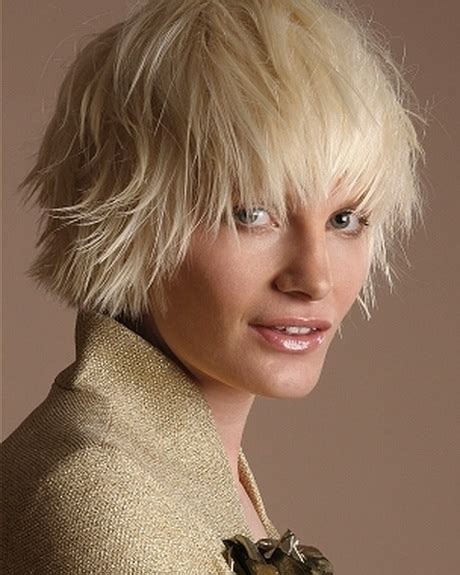 Complement this hairstyle with a leather jacket and boots and you can. Wispy short hairstyles