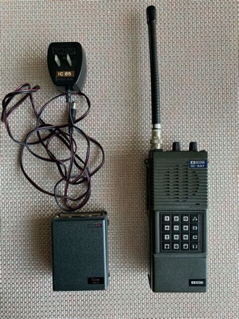 Icom Ic 3at 220 Mhz Handheld Ham Radio Transceiver For Sale Online Ebay