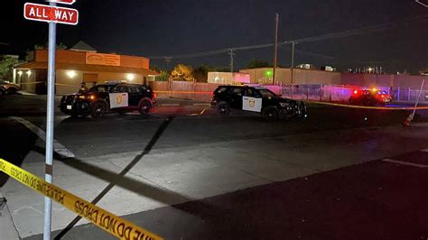 Sacramento Police Fatally Shoot Woman Who Stabbed Officer Sacramento Bee