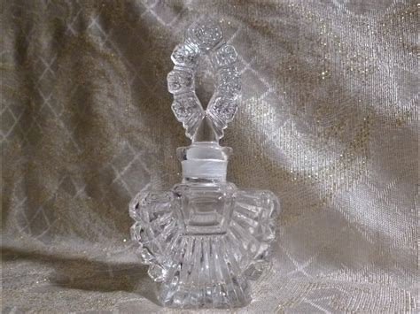 Vintage Glass Perfume Bottle With Stopper Beautiful Exceptional Display Floral Design Stopper