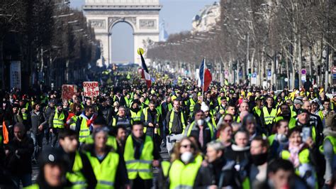 Gilets jaunes une manifestation et trois rassemblements déclarés à Paris ce dimanche
