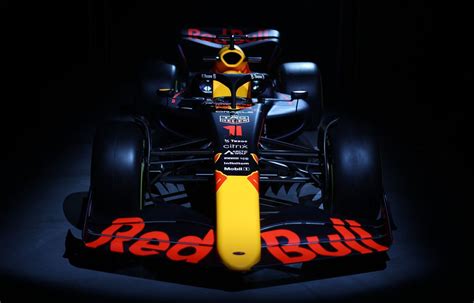 Red Bull A Closer Look At The Livery And Colour Scheme Of The Rb18