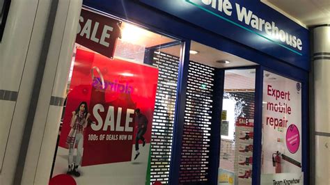 Carphone Warehouse To Close All 531 Stores With 2900 Jobs At Risk Mirror Online