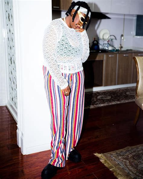 Singer Teni Looks Unrecognizable As She Flaunts Her Weight Loss