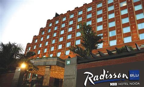 Radisson Blu Mbd Noida Bags Best Luxury Hotel Award At The 7th Hrani