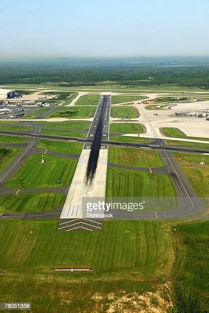 Charlotte Douglas International Airport Photos And Premium High Res
