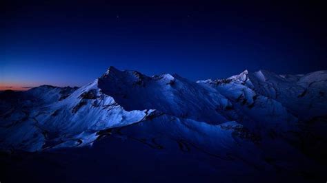 Snowy Mountains Wallpapers Hd Pixelstalknet Mountains At Night