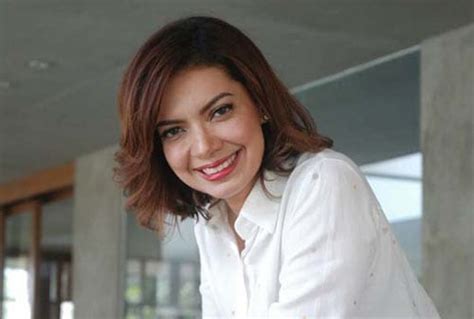 Ada di tangan kalian untuk menciptakan dunia yang lebih baik bagi semua orang yang hidup di dalamnya. Kata-kata Mutiara Najwa Shihab, Sang Presenter & Jurnalis ...
