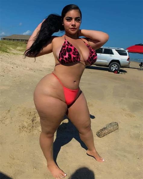 Big Sexy Hips Vestiaz