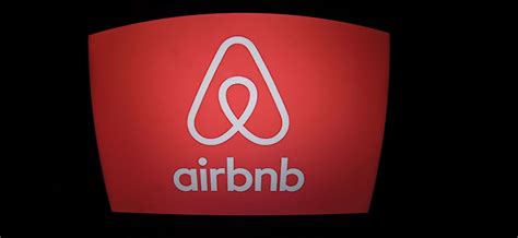 Airbnb Unites With Naacp To Expand Room At The Inn Wsiu