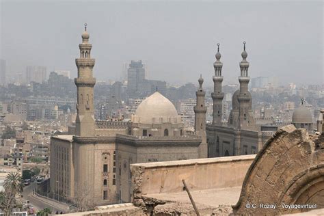 Mezquita Del Sultán Hassan Vista Desde La Ciudadela De El Cairo Egipto