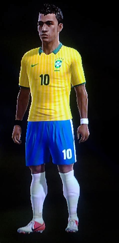 Maybe you would like to learn more about one of these? Faces e Habilidades Pes 2016: Uniforme Seleção Brasileira ...