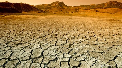 Despite Record Breaking Drought Conditions California Officials Are