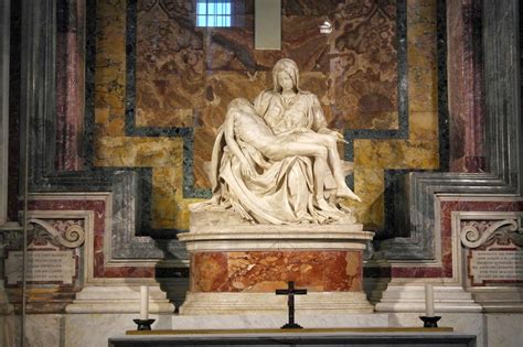 Pietà Michelangelo Basilica San Pietro Vatican Rome Italy