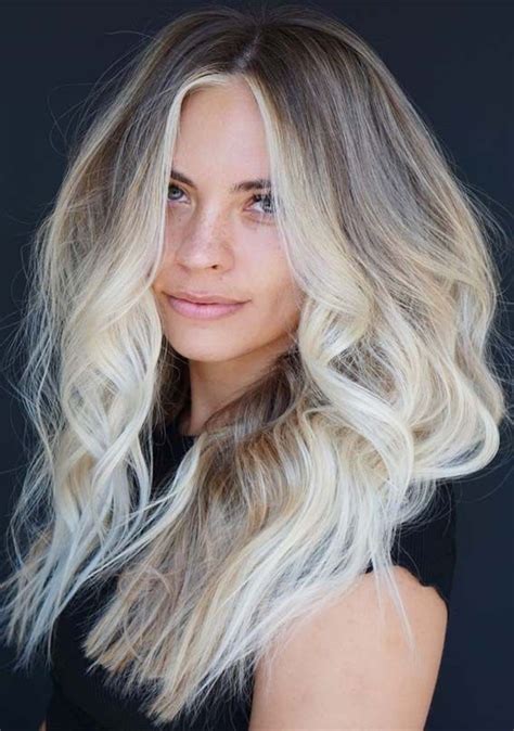 Gorgeous Platinum Blonde With Dark Roots For 2019 Dark Roots Blonde Hair Perfect Hair Color