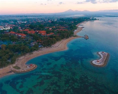 Ada 5 aktifitas yg bisa kamu lakukan pantai sanur adalah pantai yang dikenal dengan sebutan sunrise atau matahari terbit. Tempat-Tempat Wisata Keren di Bali, Favorit Traveller ...
