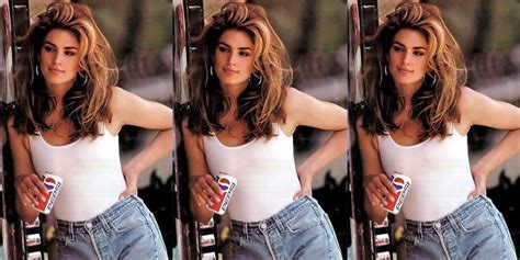 Cindy Crawford Just Remade Her Iconic 90s Pepsi Commercial—but Theres