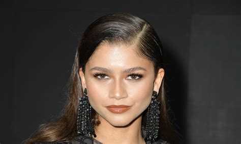 zendaya shows off dramatic new haircut in playful clip trendradars