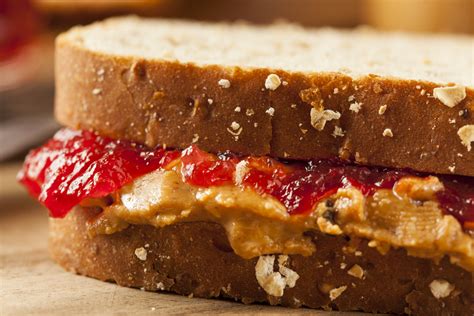 The Surprisingly Short History Of The Peanut Butter And Jelly Sandwich