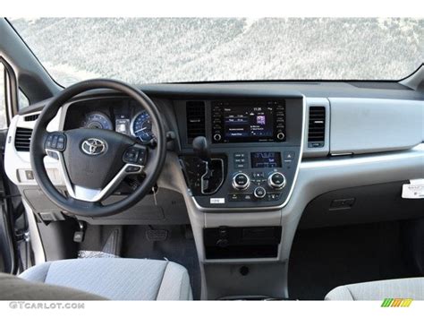 Not only does the 2020 toyota sienna show off aggressive features like its upper and lower grille openings, but it defines style and power with its nine exterior color options. 2020 Toyota Sienna LE AWD Ash Dashboard Photo #134613120 | GTCarLot.com