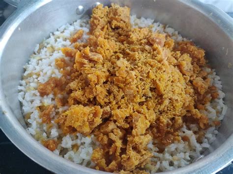 Give your kids a healthy dessert with this sweet pongal recipe. Sweet Pongal Recipe | Sakkarai Pongal | Chakkara Pongal ...