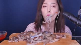 Asmr Raw Honeycomb Eng Sub Sticky Satisfying Mouth Sounds Porn Video On
