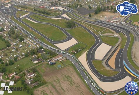 Découvrez le circuit mythique des 24h du mans, créé en 1923. Bapteme en helicoptere 24h du Mans - Baptemedelair.fr