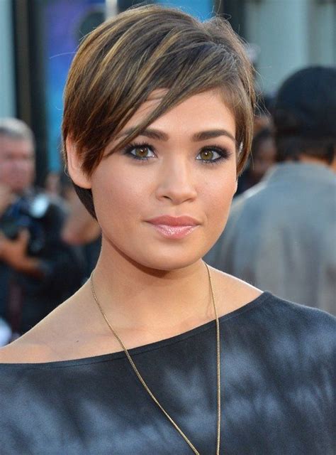 17 Simple Short Hairstyles For Women Appear Gorgeous And Glamorous Haircuts And Hairstyles 2021