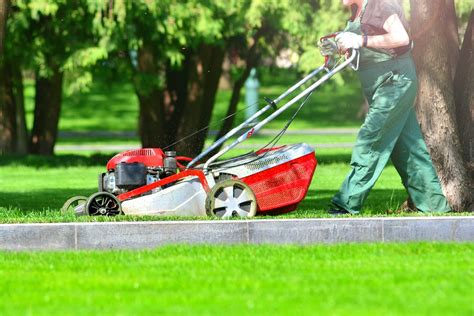 How To Hire A Lawn Care Service Winston Salem Nc