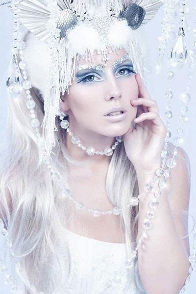 15 Latest Winter Themed Wonderland Makeup Ideas And Trends
