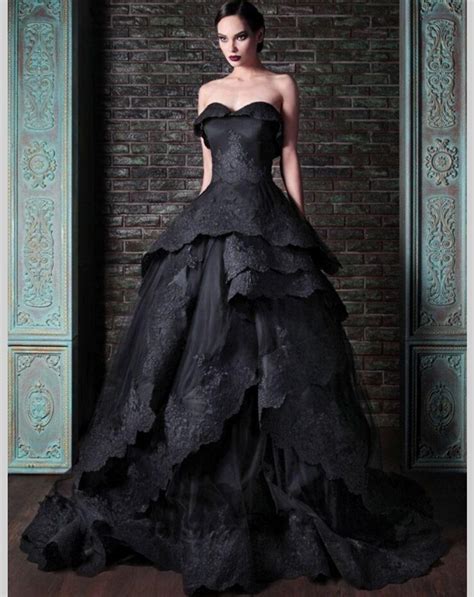 If you're looking for wedding guest dresses , we have a curated assortment of formal dresses , cocktail dresses. Black Gothic Wedding Dresses Sweetheart Lace Ball Gown ...