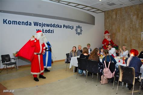 Fundacja Pomocy Wdowom I Sierotom Po Poległych Policjantach - Łódzkie spotkanie wigilijne z podopiecznymi Fundacji Pomocy Wdowom i