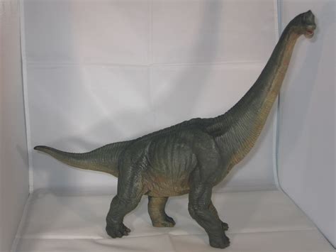 A Review Of The Papo Brachiosaurus Dinosaur Model