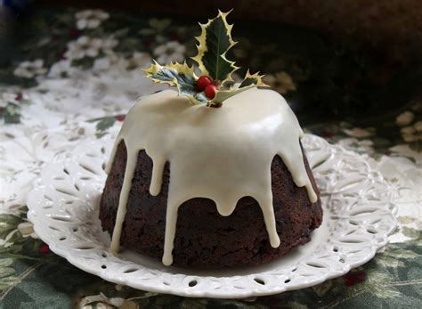 Traditional British Christmas Pudding (a Make Ahead, Fruit and Brandy ...