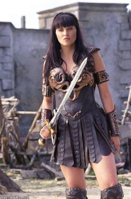 Veja Como Est Lucy Lawless Que Interpretava Xena Na Tv