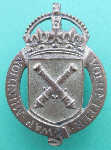 A Wwi War Munition Volunteers Lapel Badge In General