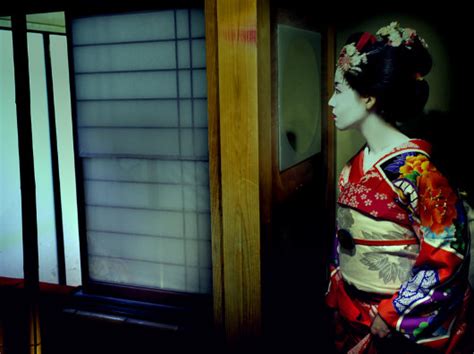 Yellowmenace Art Hakan Photography In Japan
