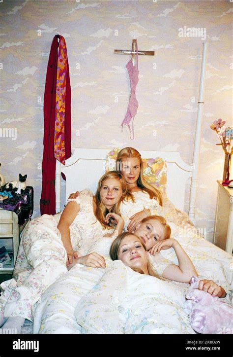 Aj Cook Chelse Swain Kirsten Dunst And Leslie Hayman Film The Virgin Suicides Usa 2000