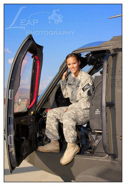 nicole female black hawk helicopter pilot herlife magazine boise portrait photographer