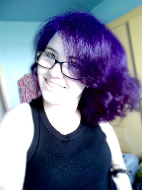 purplehair purple hair purple hair eyes glasses fashion eyewear moda eyeglasses