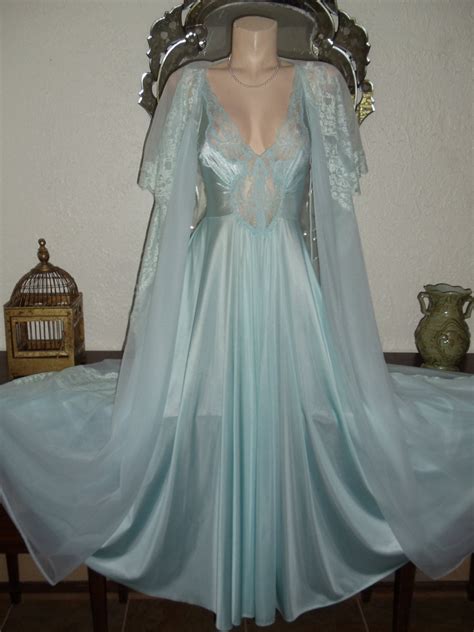 Vintage Olga Nightgown Robe Set Aqua Blue Spandex Fit Double