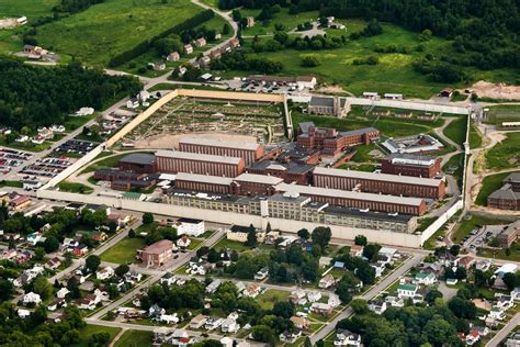 Lapses At Prison May Have Aided Killers Escape The New York Times