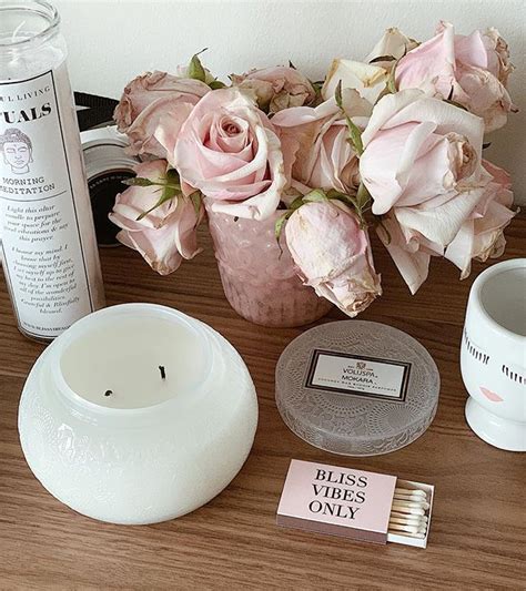 ashlina that blissful babe pe instagram „setting up my workspace altar today for some serious
