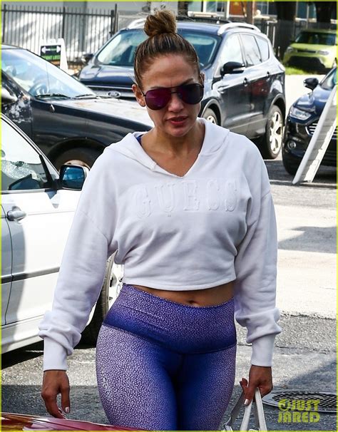 Jennifer Lopez Shows Off Killer Abs At Yoga With Alex Rodriguez Photo Alex Rodriguez