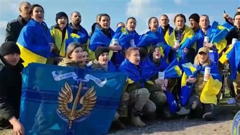 Ukraine Und Russland Tauschen Je Hundert Kriegsgefangene Aus Waz De